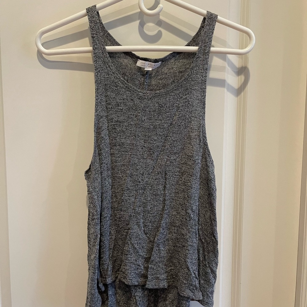 grey knit tank